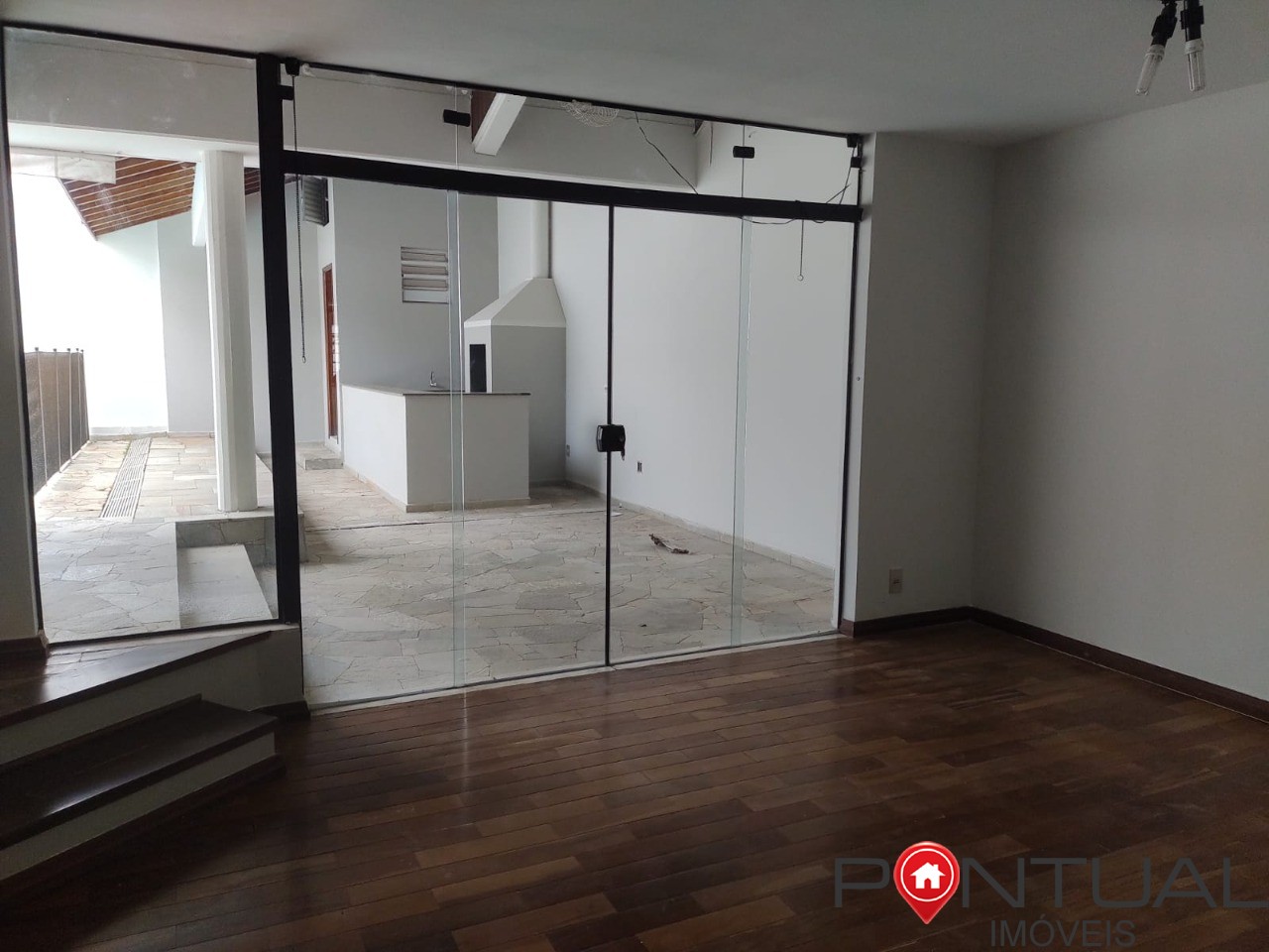 Casa à Venda Jardim Maria Izabel 3 Quartos Suíte Área Gourmet R$ 1.200.000 - Alto Padrão! Pontual Imóveis sua imobiliária em Marília