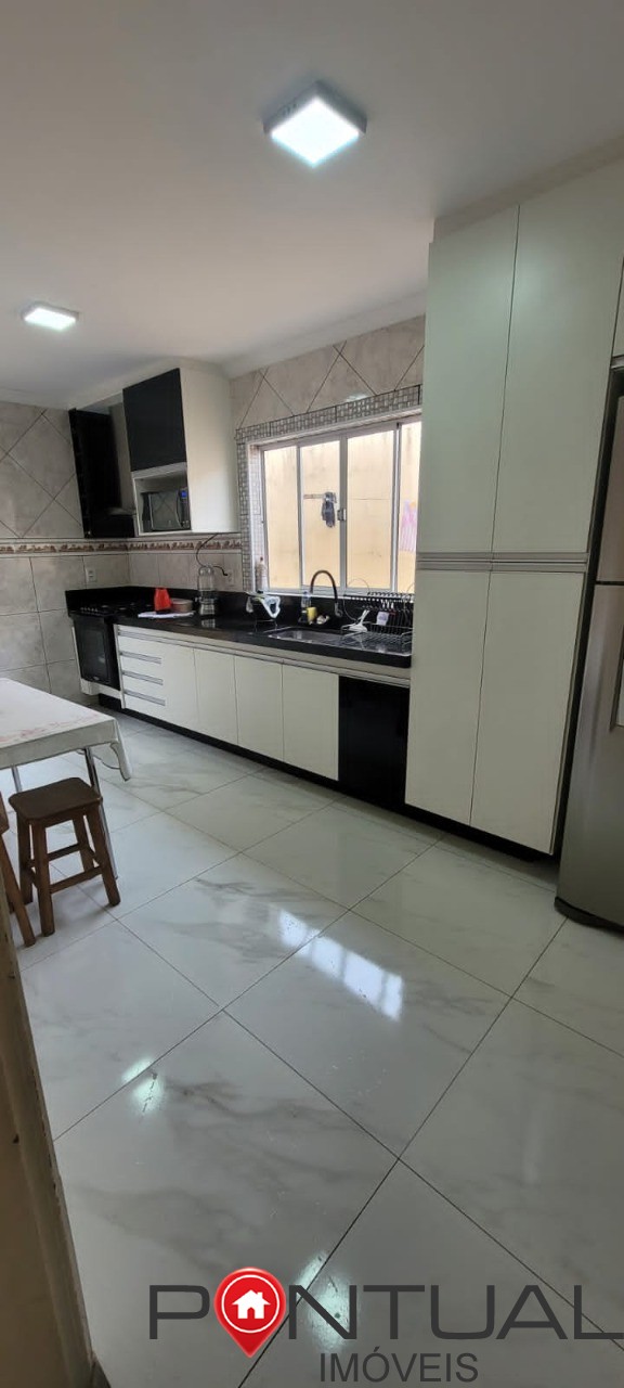 Casa à venda em marília-sp na zona norte!