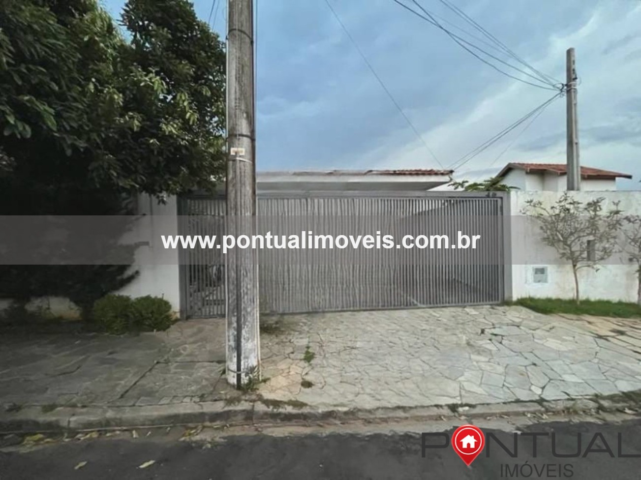 Casa à venda jardim jequitibá marília sp 3 dormitórios, suít