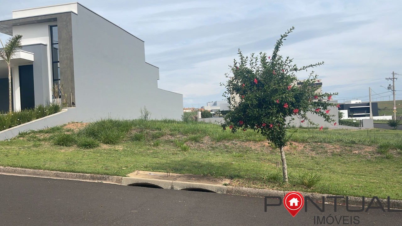 Terreno no Condomínio Verana 250m² Pronto para Construir na Zona Leste Garanta o Seu! Pontual Imóveis sua imobiliária em Marília.