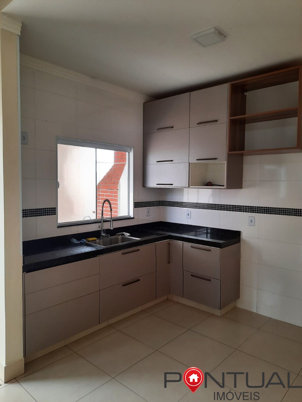 Casa à venda em Marília-SP no bairro Jardim Universitário. Venha saber mais!