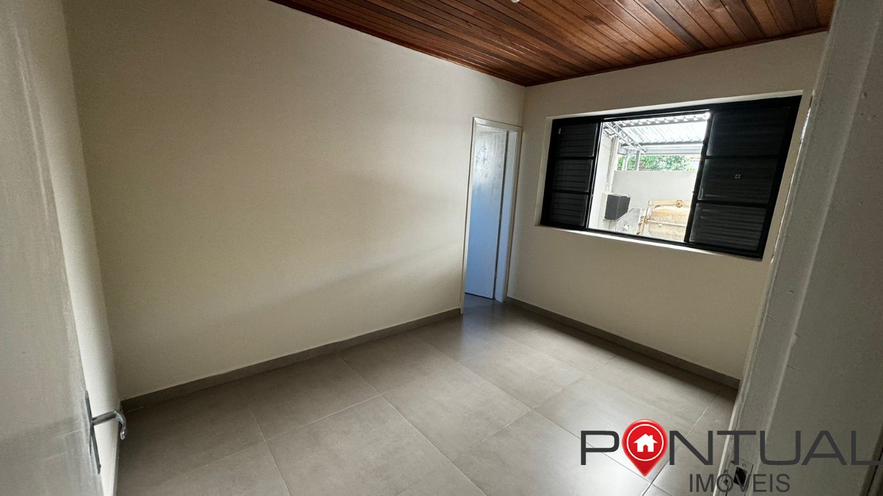 Casa espaçosa à venda em marília próxima ao centro. Venha vi