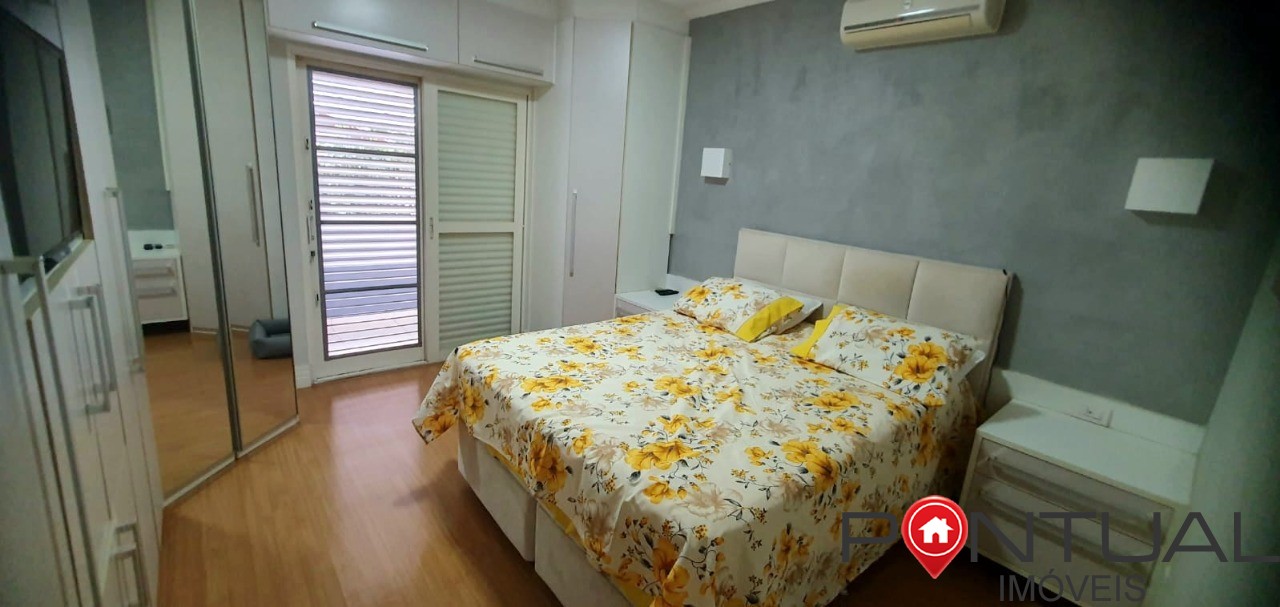 Casa em Condomínio à Venda em Marília-SP - Residencial Vale Verde: 4 quartos, 1 suíte, 3 salas, 3 vagas, 240m². Venha Conferir!