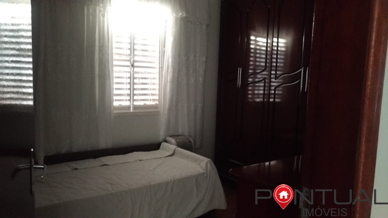 Casa à venda em marília na região do jardim bandeirantes. Ve