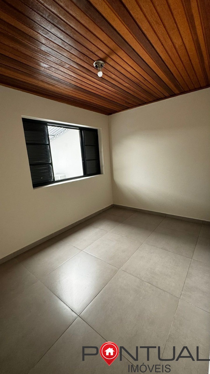 Casa espaçosa à venda em marília próxima ao centro. Venha vi