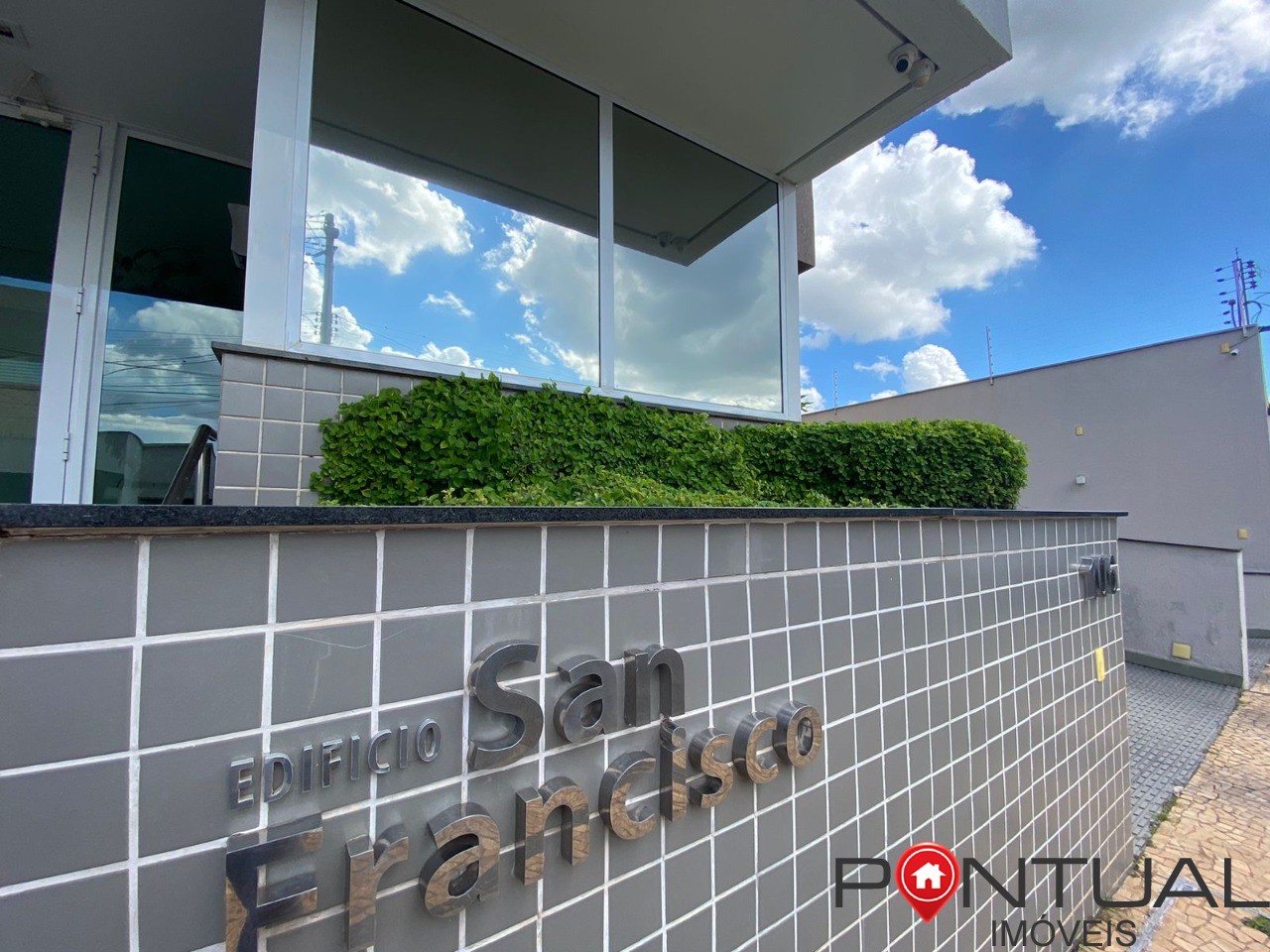 Apartamento venda 3 Quartos Edifício San Francisco Bairro Marília - Próximo Santa Casa - Pontual Imóveis sua imobiliária em Marília