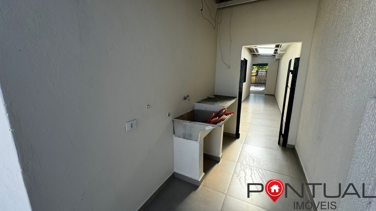 Casa espaçosa à venda em marília próxima ao centro. Venha vi