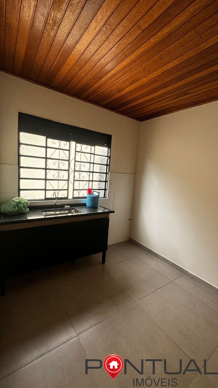 Casa espaçosa à venda em marília próxima ao centro. Venha vi