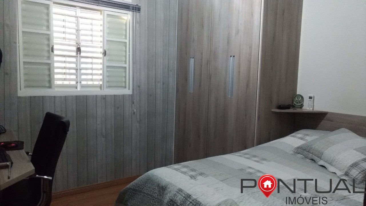 Casa à venda em marília na região do jardim bandeirantes. Ve