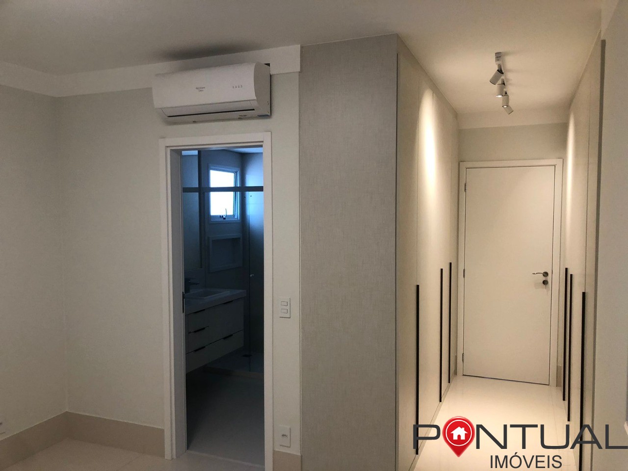 Apartamento venda ou aluguel em Marília de 3 Suítes Residencial Zurich Barbosa - 154m² Próximo Centro - Pontual Imóveis sua imobiliária em Marília