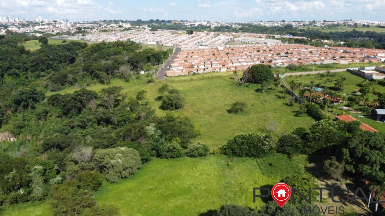 Área com 30.000m2 a venda em marilia. Venha visitar!