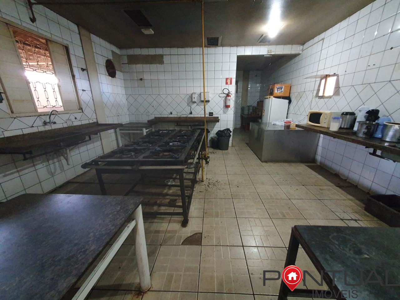 Salão para alugar no Jardim Santa Antonieta em Marília-SP. Venha conhecer!