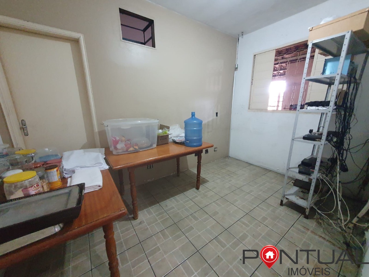 Salão para alugar no Jardim Santa Antonieta em Marília-SP. Venha conhecer!