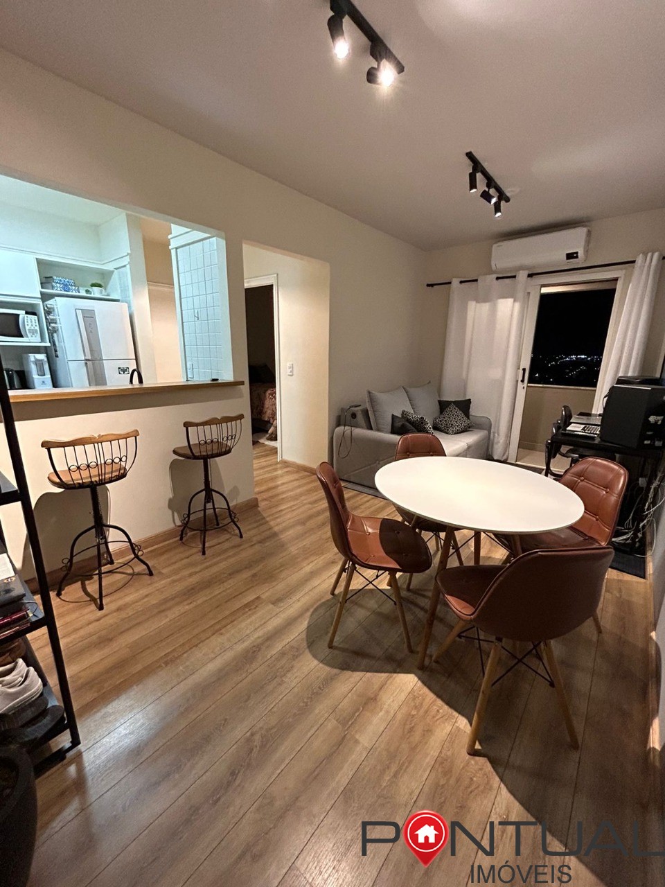 Apartamento a venda mobiliado 1 quarto edifício amarilis mar