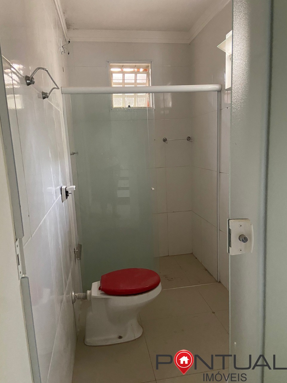 Casa para locação no Jardim América em Marília-SP: 3 quartos, 1 suíte, sala, banheiro e vaga de garagem!