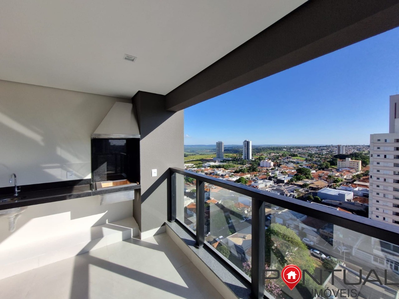 Apartamento de 3 quartos com suíte e 2 vagas na cidade de Marília-SP, bairro Barbosa: saiba mais!