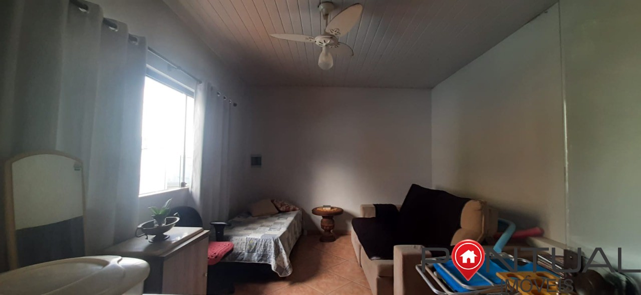 Imperdível oportunidade de adquirir casa com 3 quartos e 3 vagas de garagem em Marília-SP, Parque Residencial Santa Gertrudes!