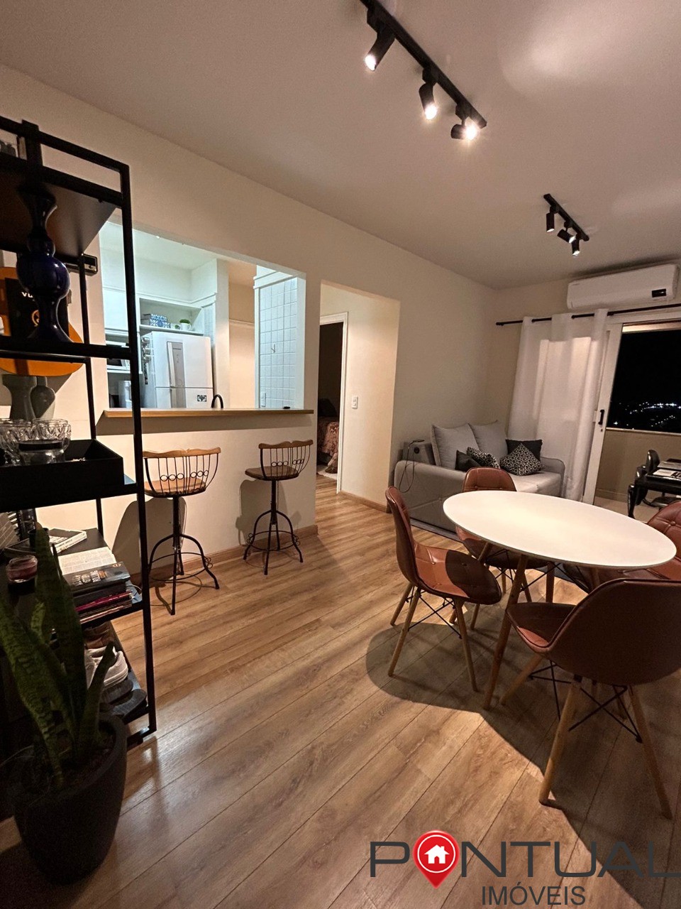 Apartamento a venda mobiliado 1 quarto edifício amarilis mar