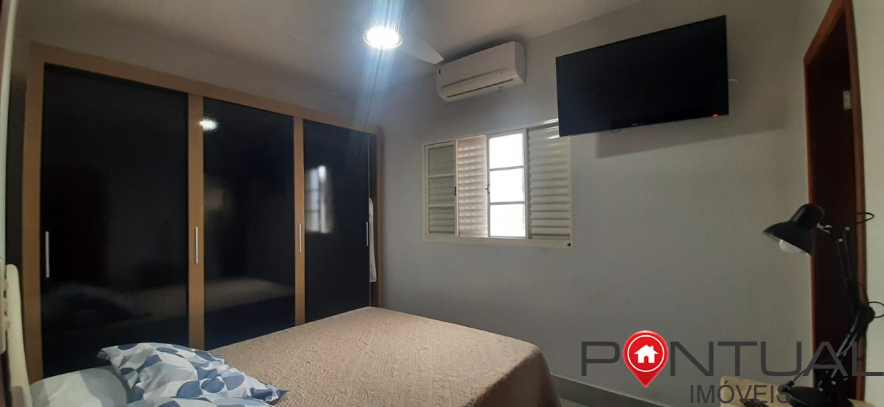 Imperdível oportunidade de adquirir casa com 3 quartos e 3 v