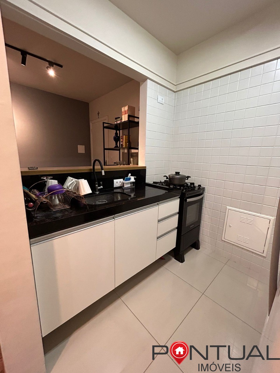Apartamento a venda mobiliado 1 quarto edifício amarilis mar