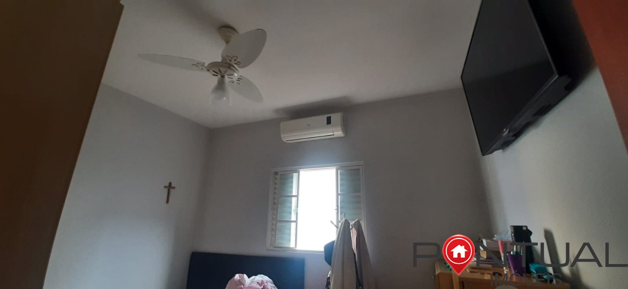 Imperdível oportunidade de adquirir casa com 3 quartos e 3 v