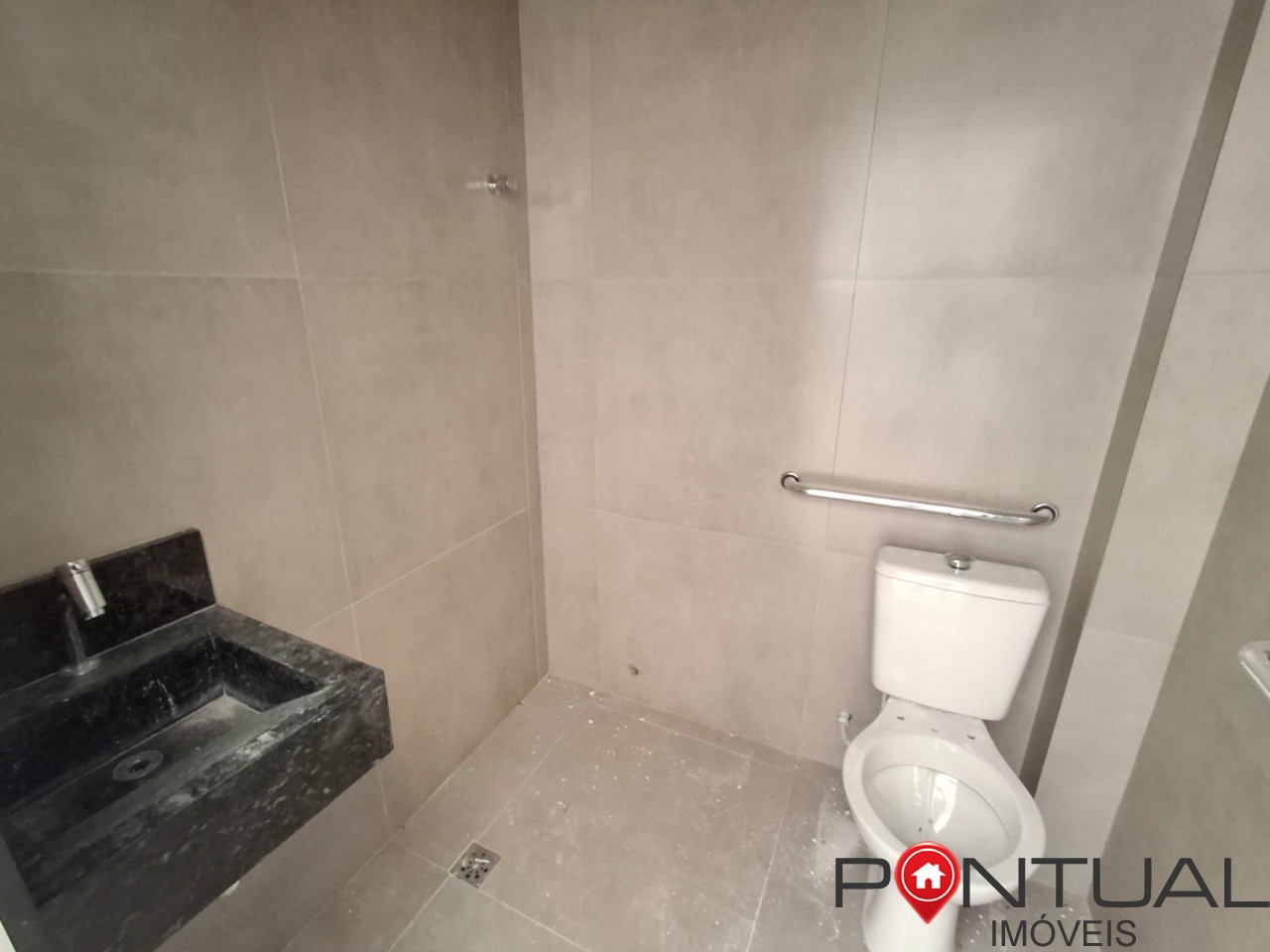 Salão Comercial de Alto Padrão para alugar em Marília-SP, no Residencial Vale Verde. Venha conferir!