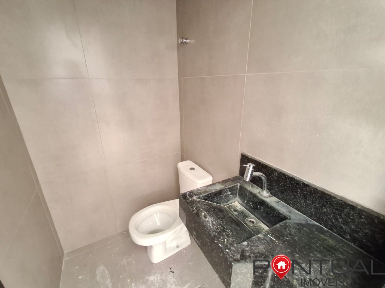 Salão Comercial de Alto Padrão para alugar em Marília-SP, no Residencial Vale Verde. Venha conferir!