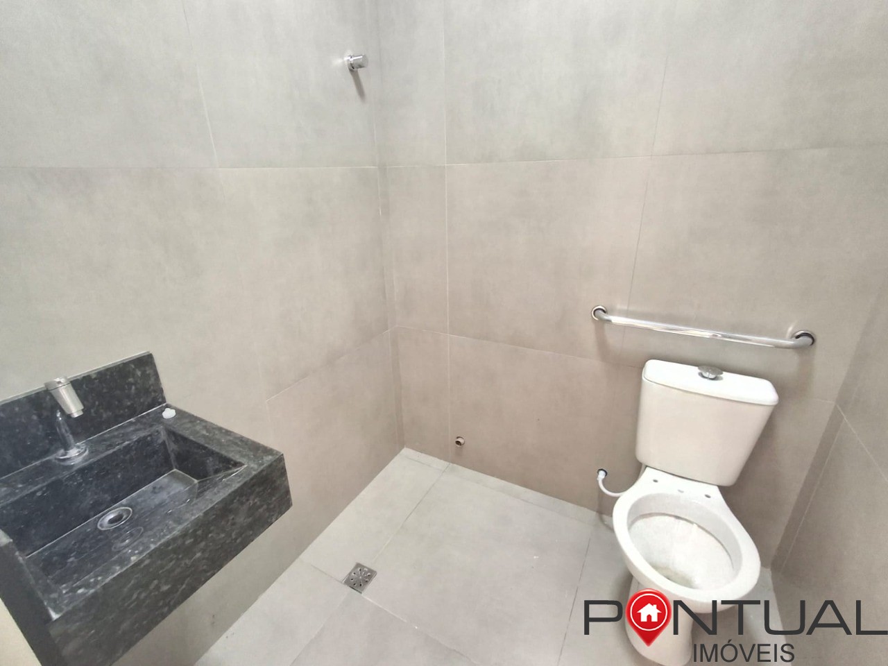 Salão Comercial de Alto Padrão para alugar em Marília-SP, no Residencial Vale Verde. Venha conferir!