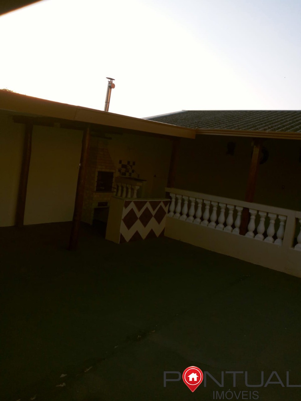 Casa à venda em marília-sp na região do jardim bandeirantes.