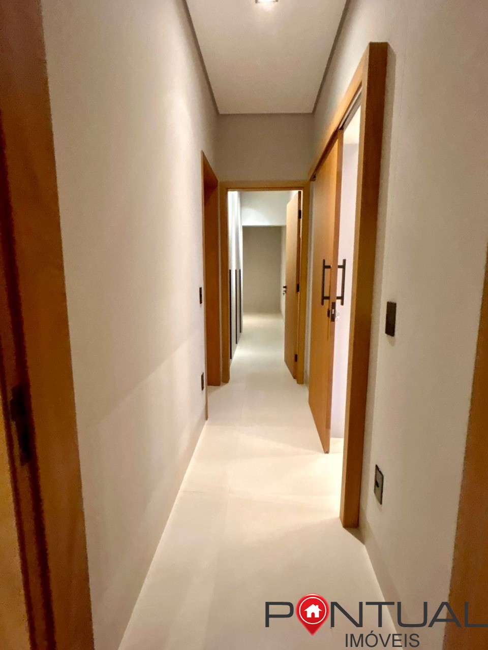 Casa à venda Marília Terras da Fazenda Casa luxo piscina 3 suítes closet aceita permuta Pontual Imóveis - sua imobiliária em Marília de confiança