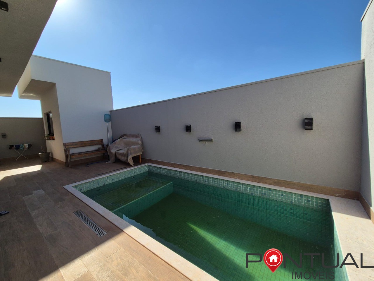 Casa à Venda e Locação no Condominio Terras da Fazenda