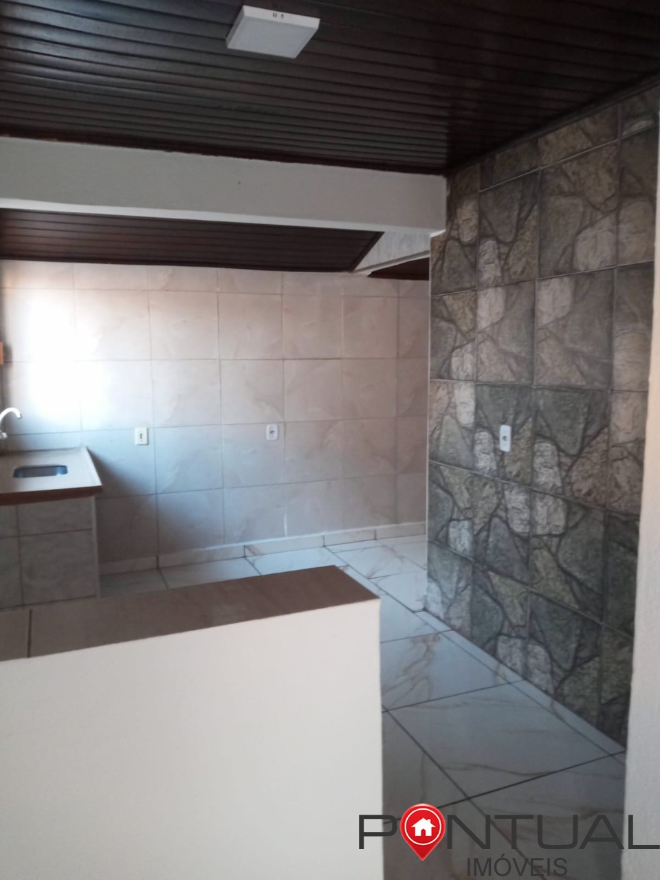 Casa à venda em marília-sp na região do jardim bandeirantes.