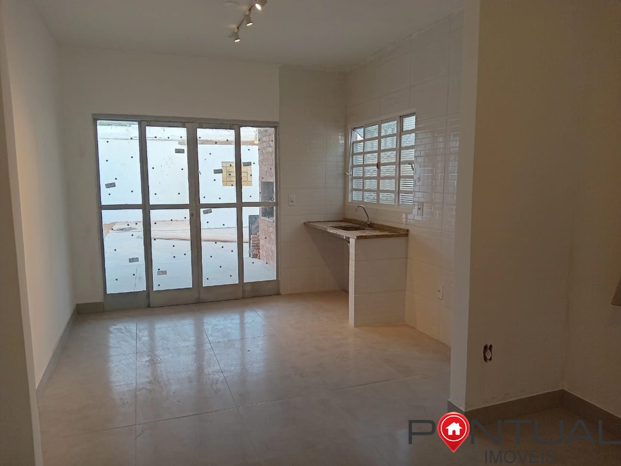 Casa à venda em Marília-SP no bairro Palmital. Saiba mais!