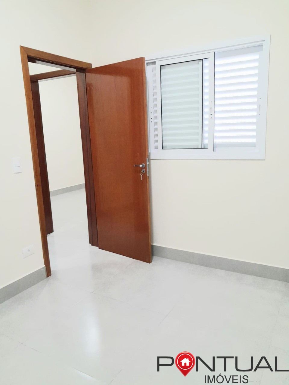 Casa nova à venda em Marília, próxima ao centro. Agende uma visita com sua imobiliária em Marília de confiança Pontual Imóveis