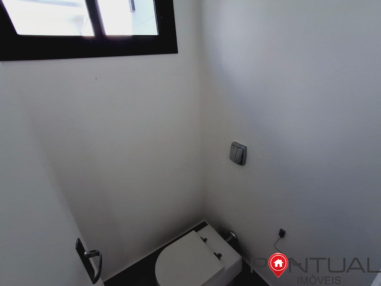Casa venda em marília de 3 suítes condomínio esmeralda resid