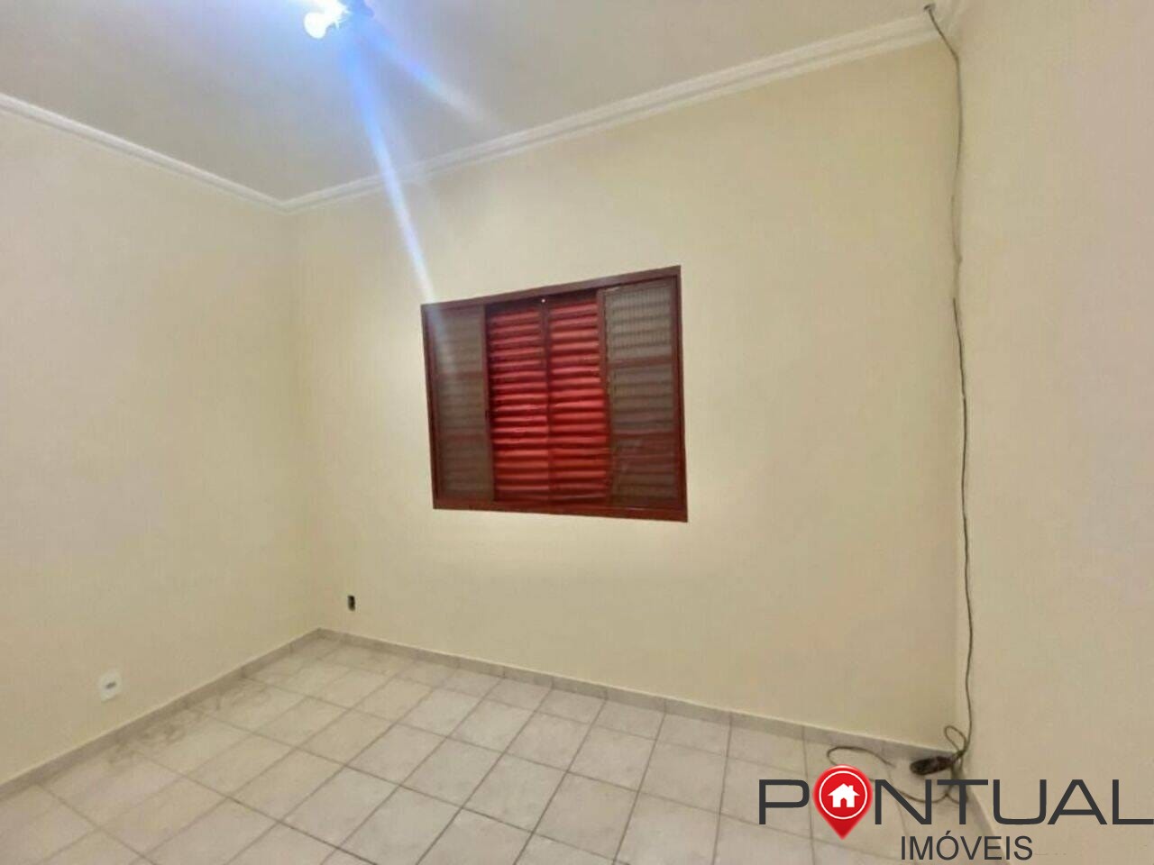 Casa a venda de 3 quartos 1 suíte bairro bassan marília - ve