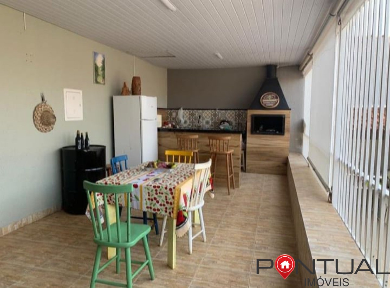 Casa à venda em marília-sp no bairro palmital. Confira!