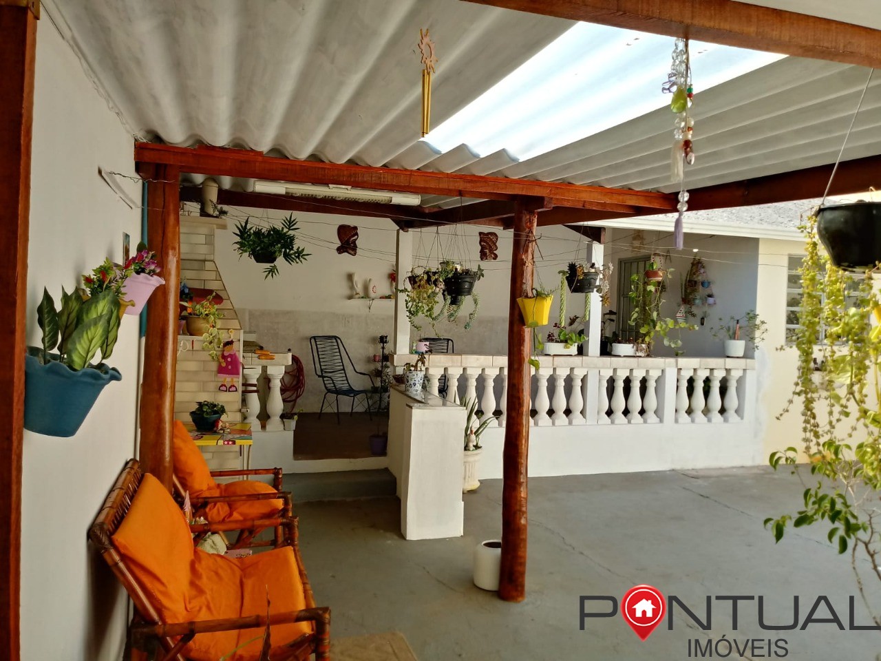 Casa à venda em marília-sp na região do jardim bandeirantes.