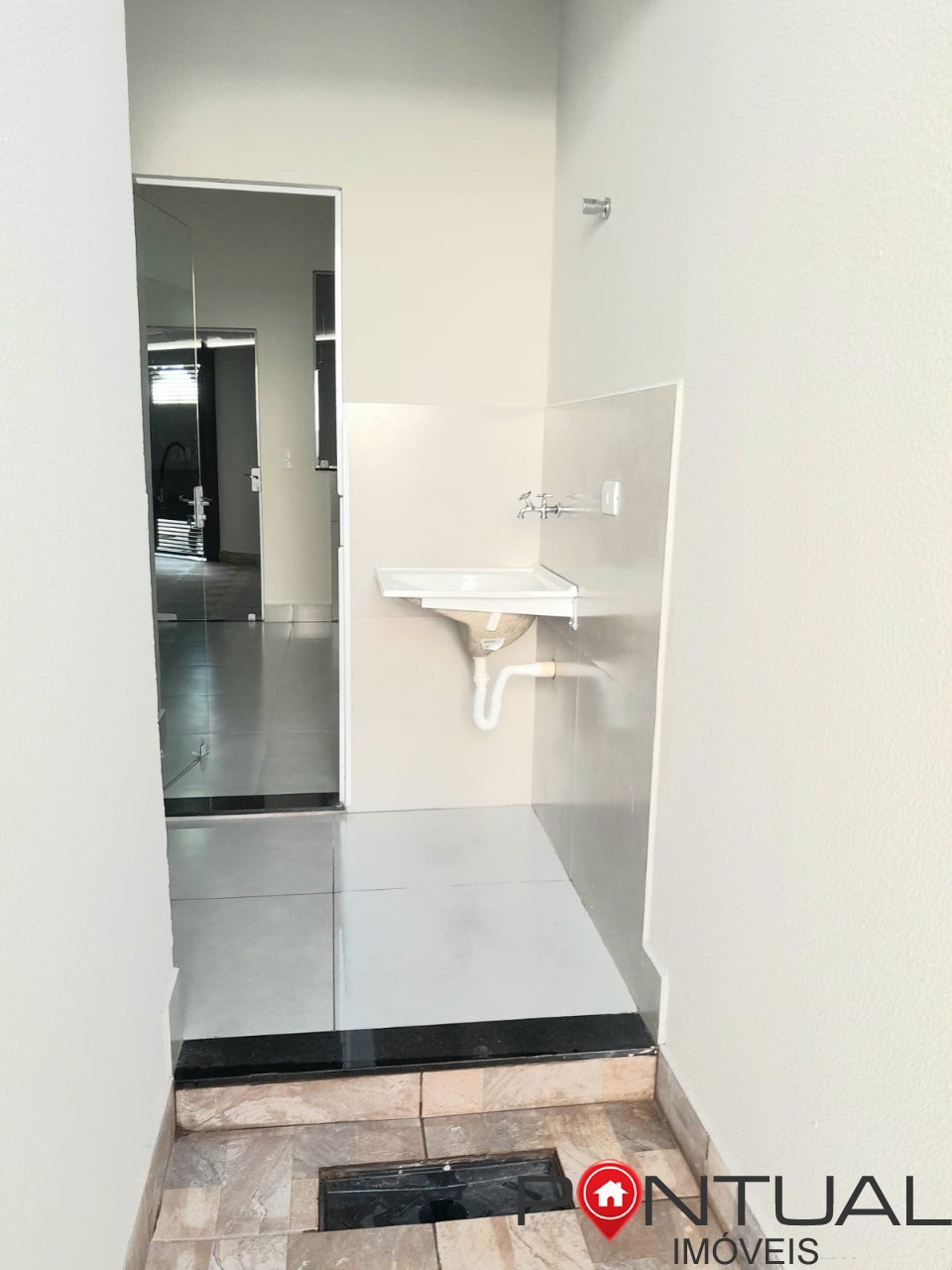 Casa nova à venda em Marília, próxima ao centro. Agende uma visita com sua imobiliária em Marília de confiança Pontual Imóveis