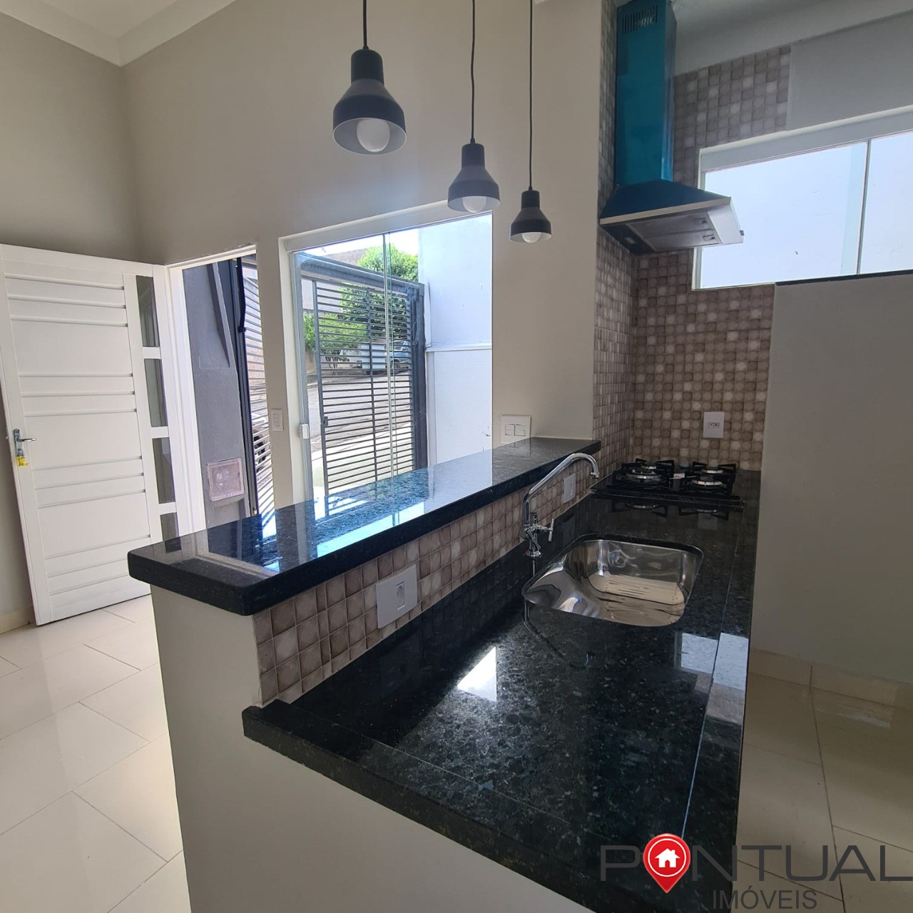 Casa à venda em Marília-SP no bairro Palmital. Conheça!