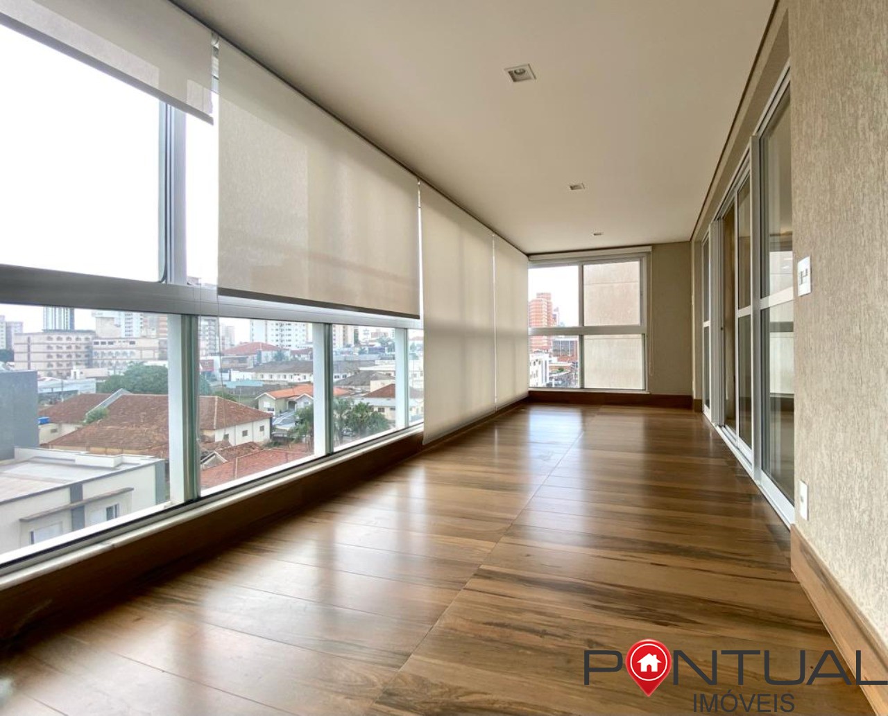 Apartamento de luxo à venda em Marília-SP, Jardim São Geraldo: 3 quartos, 3 suítes, 1 sala, 4 banheiros, 2 vagas de garagem, 145,50 m².