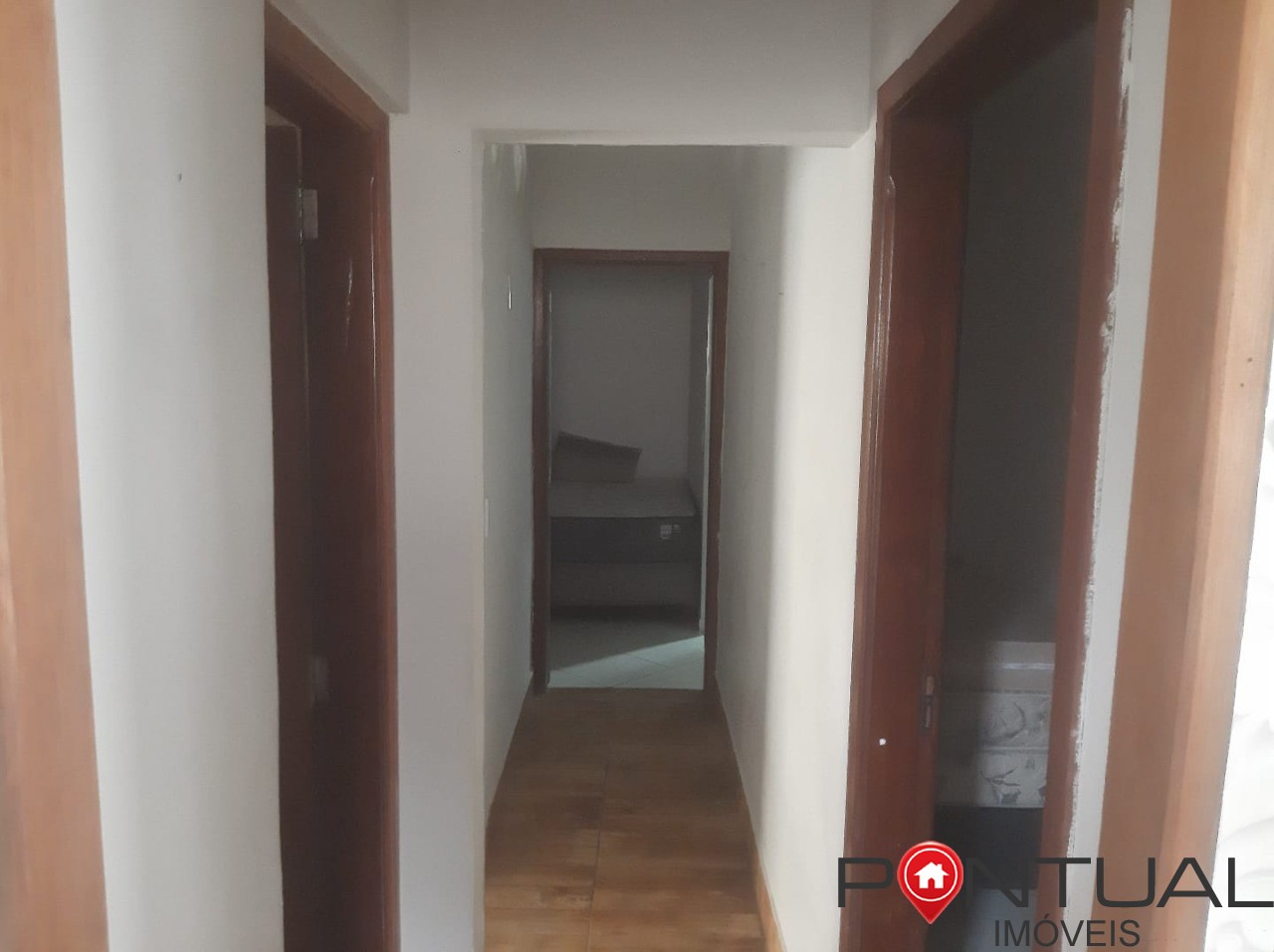 Imperdível oportunidade de adquirir uma casa com 2 quartos e