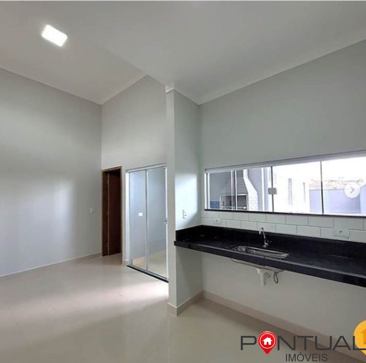 Casa à venda em marília-sp na região do jardim bandeirantes.