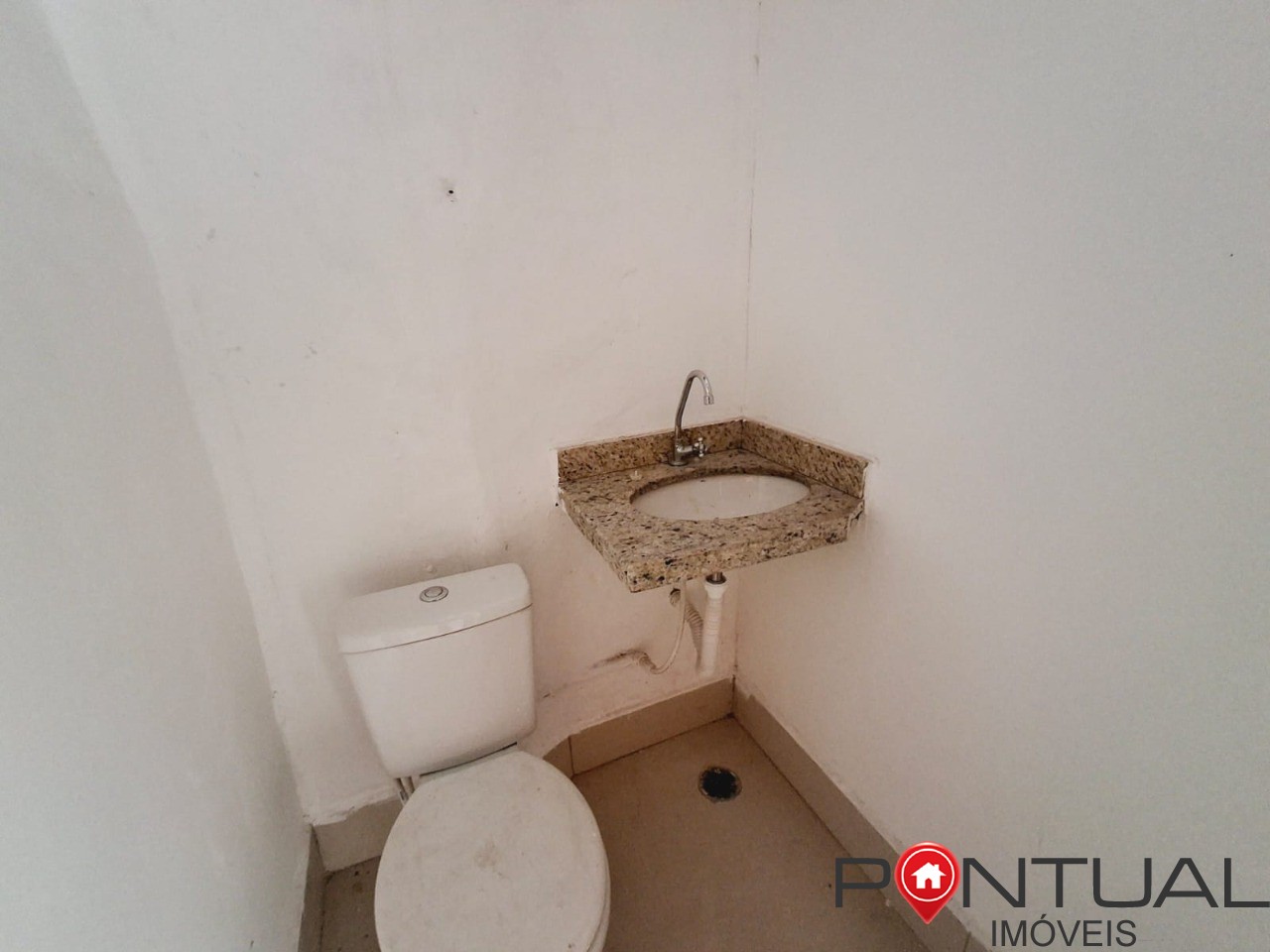 Barracão Comercial à Venda e para alugar no Bairro Marília. Confira!