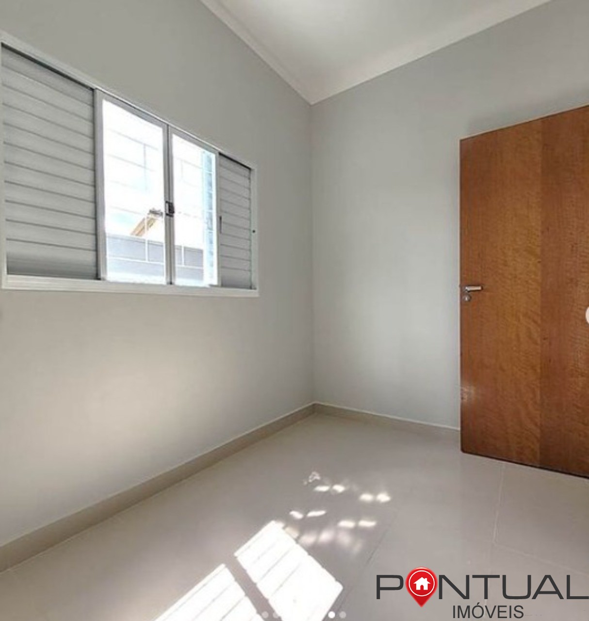 Casa à venda em marília-sp na região do jardim bandeirantes.