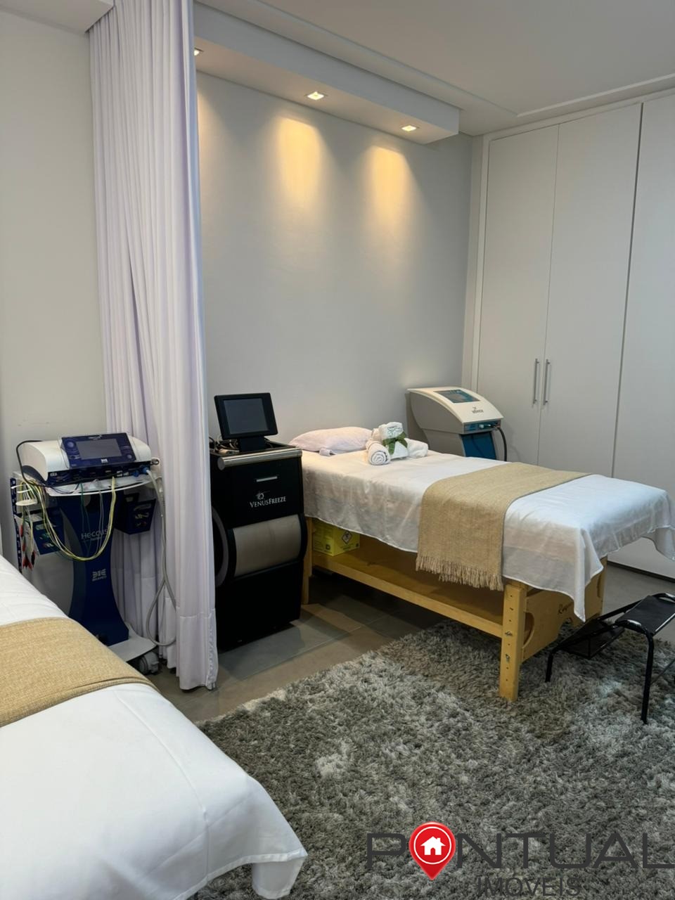 Sala Comercial para alugar em Marília-SP, Bairro Jardim Maria Izabel. Venha visitar!