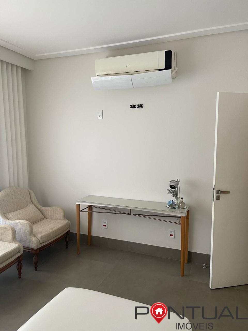 Aluguel de sala comercial de 25m² no jardim maria izabel - m