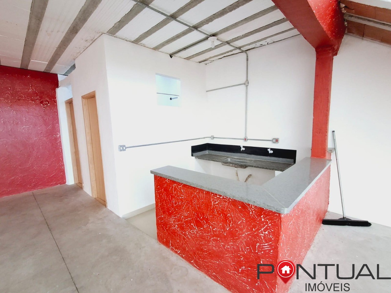 Barracão Comercial à Venda e para alugar no Bairro Marília. Confira!