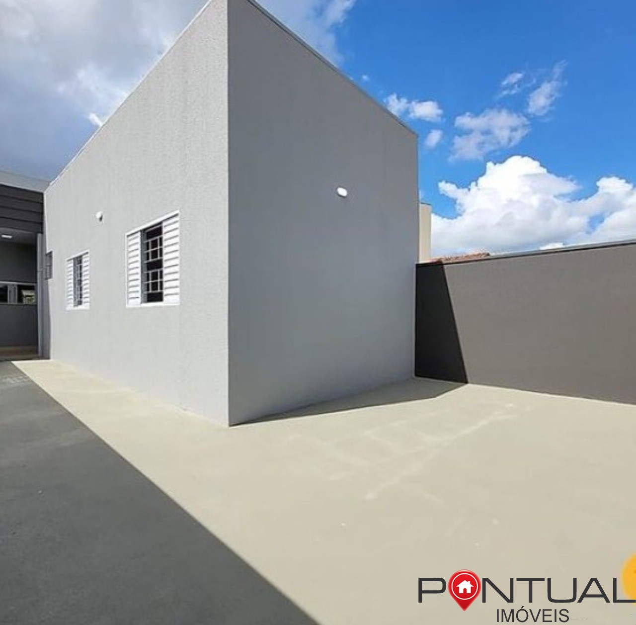 Casa à venda em marília-sp na região do jardim bandeirantes.