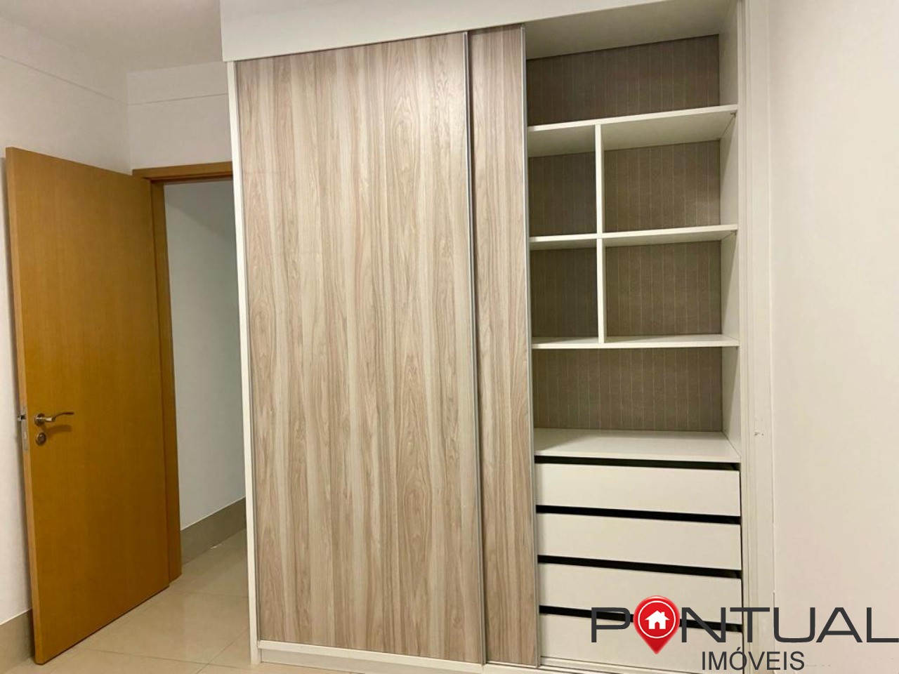 Apartamento de luxo à venda em Marília-SP, Jardim São Geraldo: 3 quartos, 3 suítes, 1 sala, 4 banheiros, 2 vagas de garagem, 145,50 m².